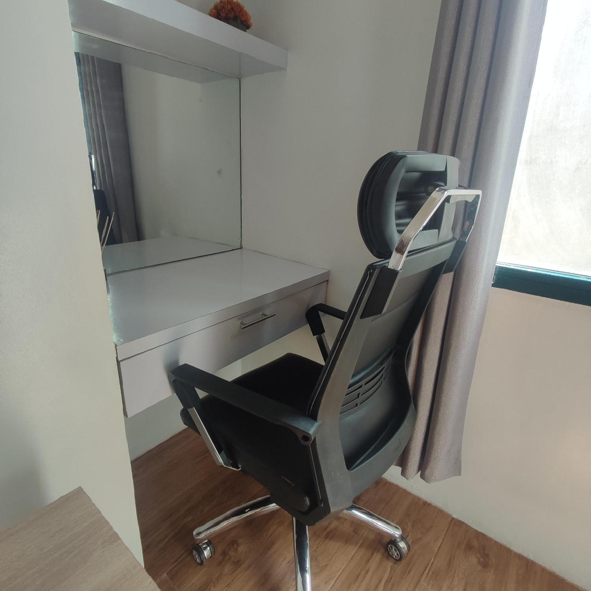 Luxury Spacious 2Br In Salcedo Village Manila Kültér fotó