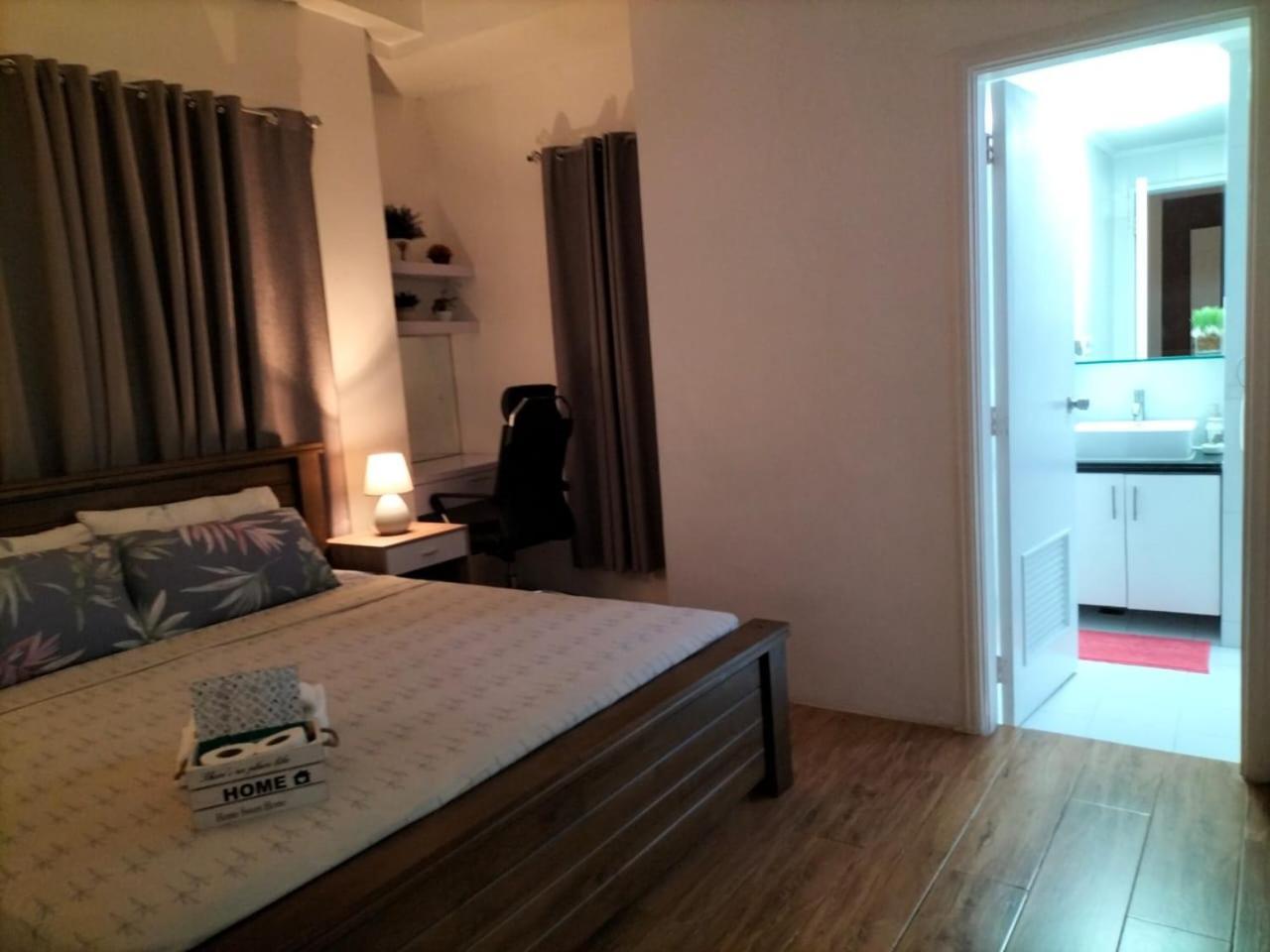 Luxury Spacious 2Br In Salcedo Village Manila Kültér fotó