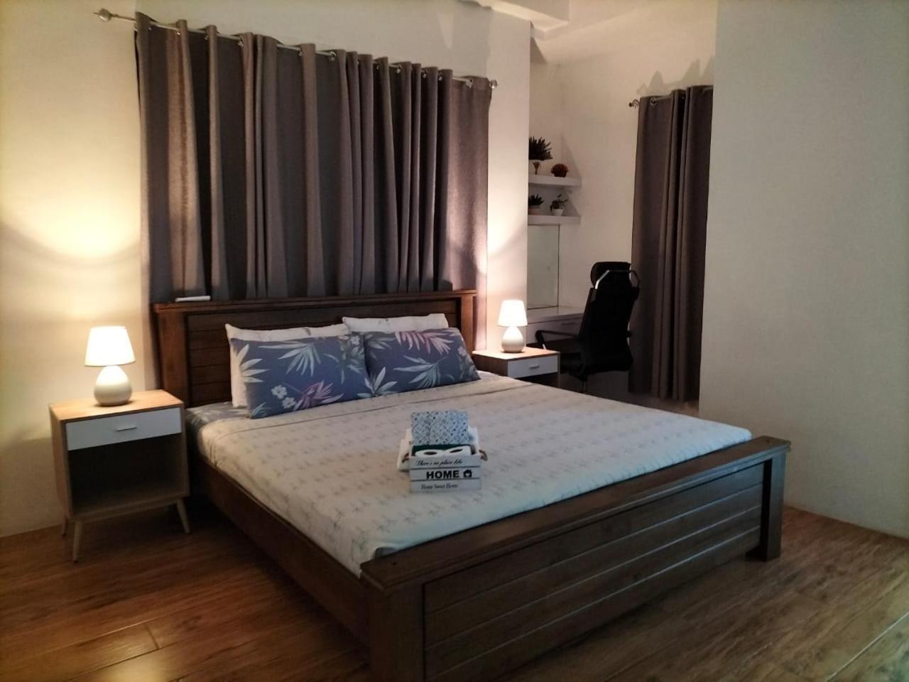 Luxury Spacious 2Br In Salcedo Village Manila Kültér fotó