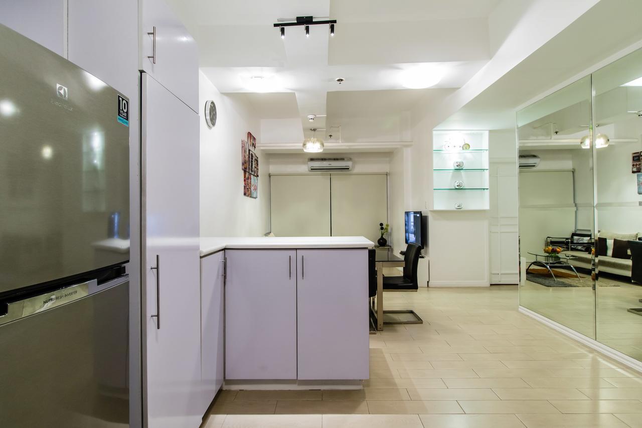 Luxury Spacious 2Br In Salcedo Village Manila Kültér fotó
